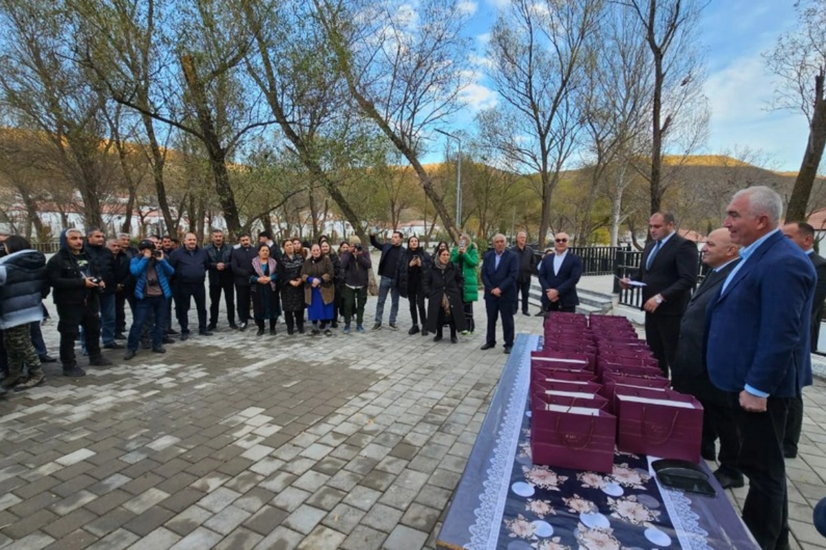 Zabux kəndində daha 25 ailəyə evlərin açarları təqdim olunub - YENİLƏNİB + FOTO